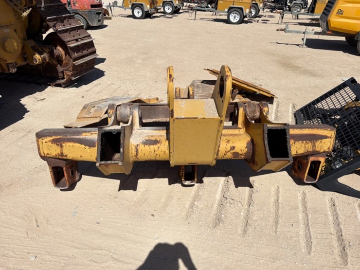 caterpillar-d6t-xl-image-12