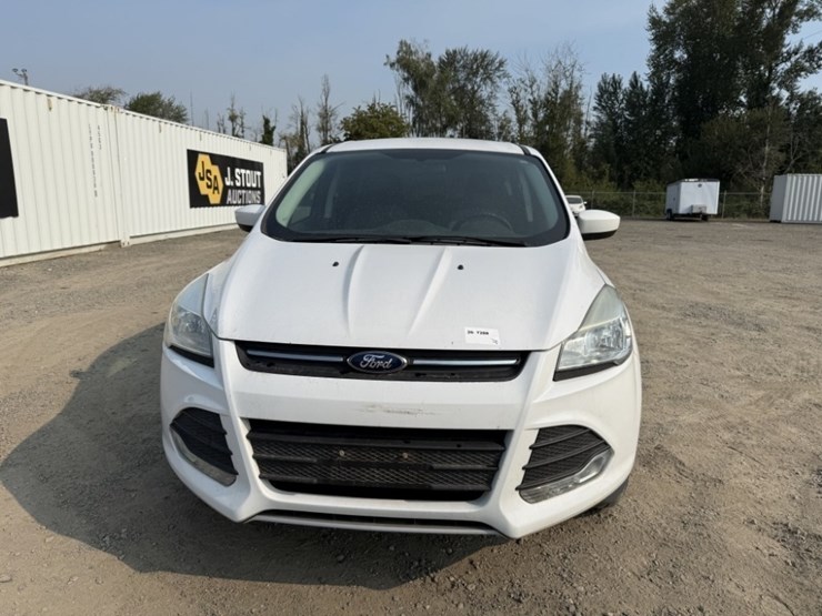 2016-ford-escape-image-8