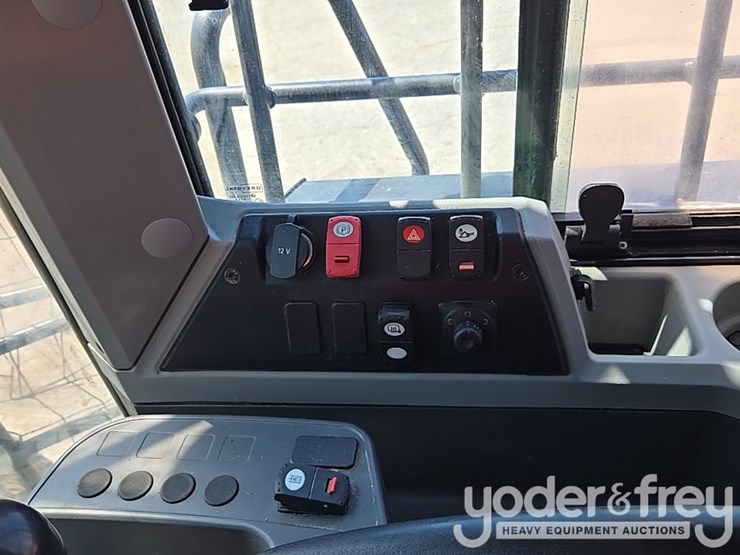 2019-caterpillar-950m-image-45