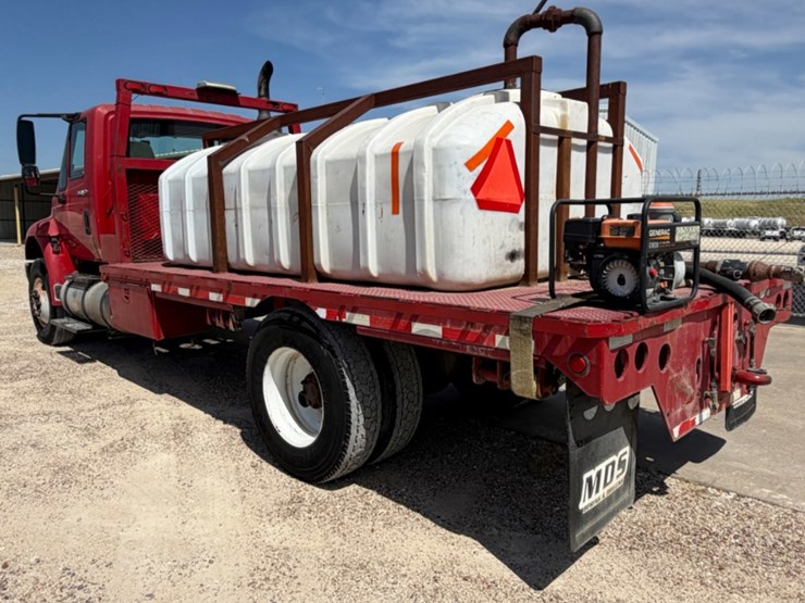 2011-international-durastar-4400-image-7