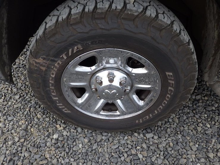 2017-dodge-2500-image-10