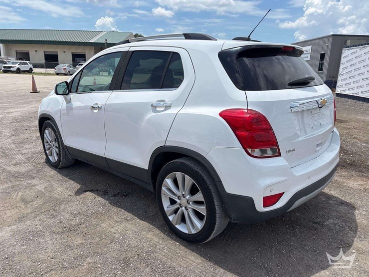 2018-chevrolet-trax-suv-image-4