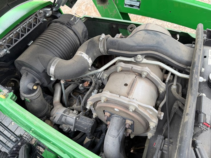 john-deere-3032e-image-69