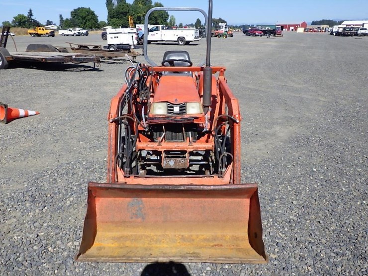 kubota-b2150hsd-image-8
