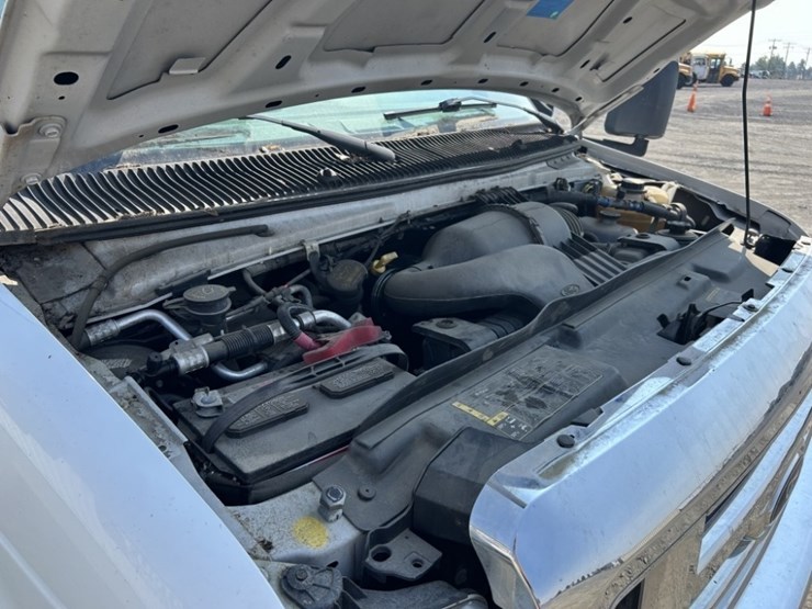 2012-ford-e450-sd-image-43