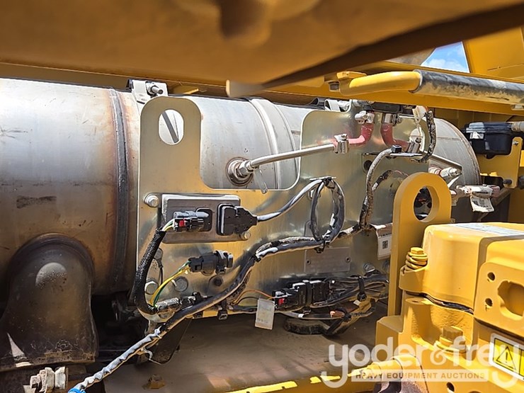 caterpillar-336-image-56