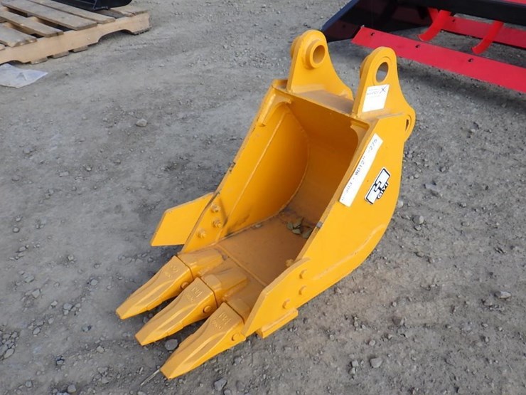 caterpillar-303-image-1