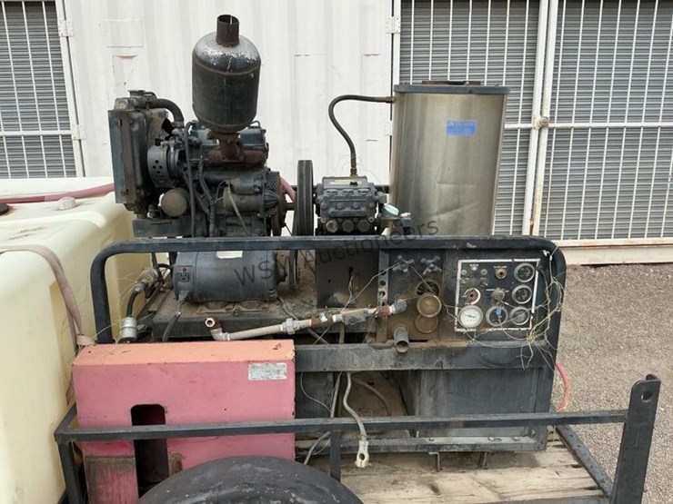 towable-steam-cleaner-image-11