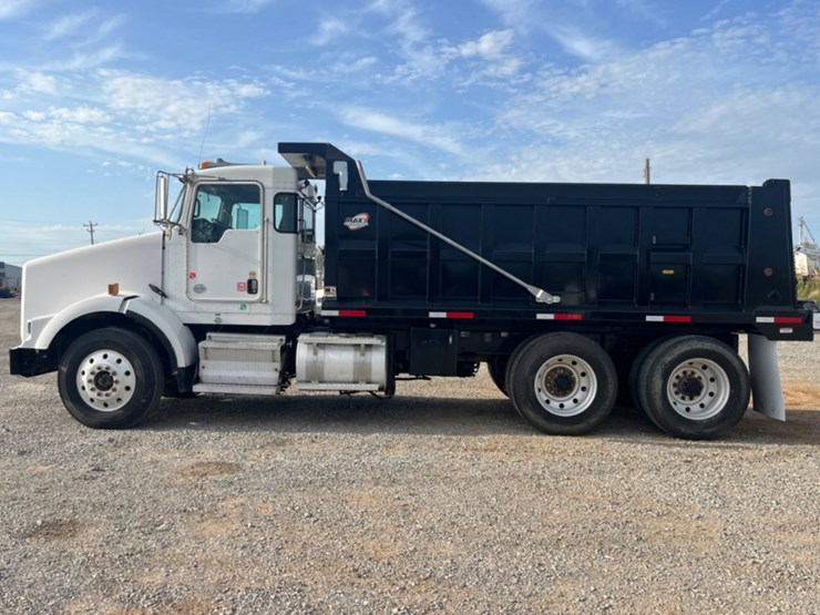 2020-kenworth-t800-image-8