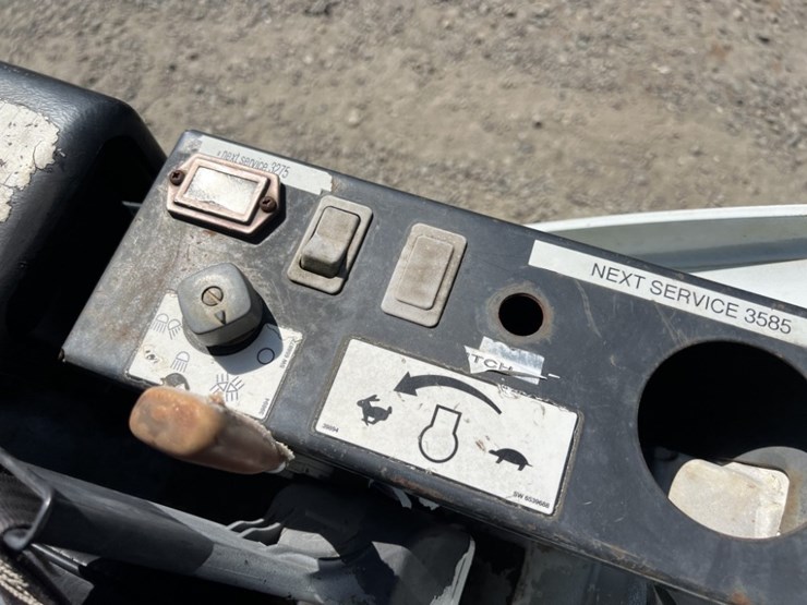 2007-bobcat-323j-image-24