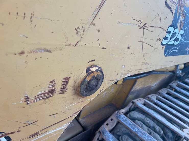 deere-325-image-21
