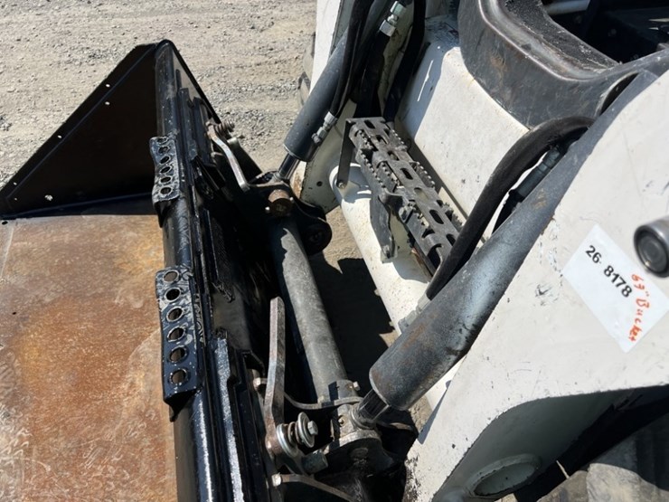 2017-bobcat-s550-image-10
