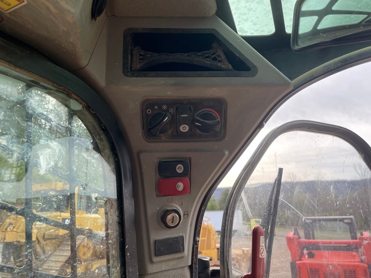 caterpillar-299d2-xhp-image-39
