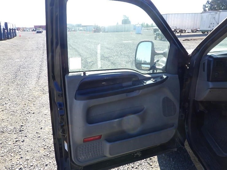 2002-ford-f250-image-28