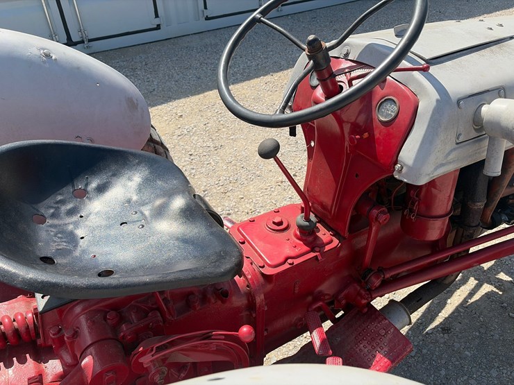 ford-8n-image-7