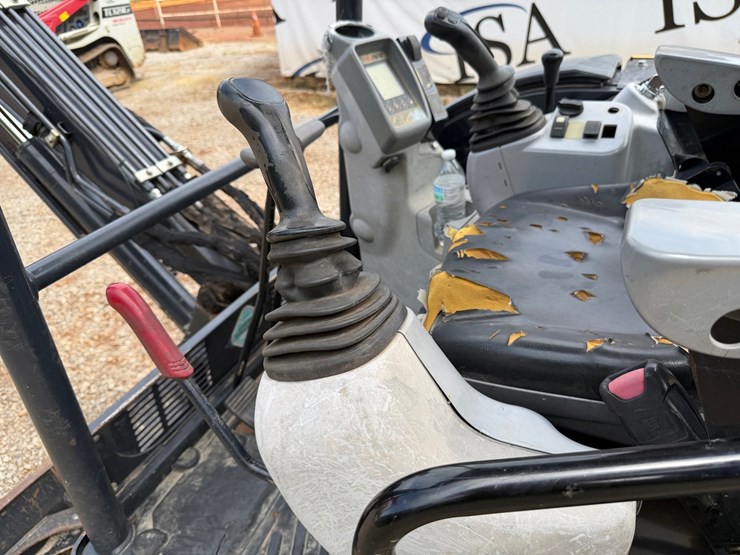 deere-35g-image-74