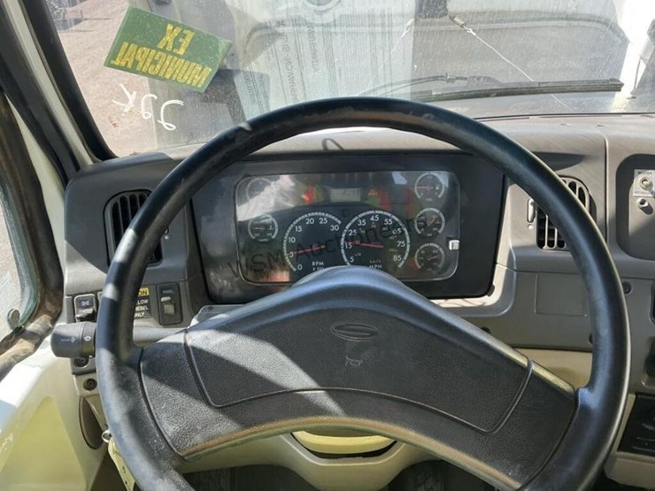 2008-sterling-lt8500-image-20