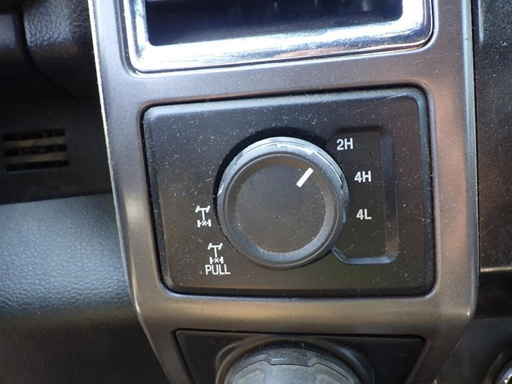 2016-ford-f150-image-30