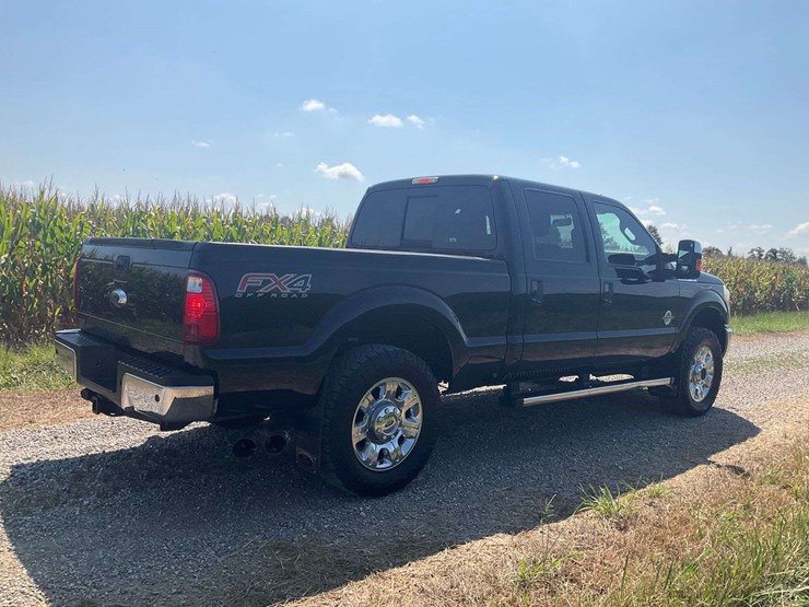2016-ford-f250-lariat-image-5