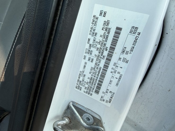 2016-ford-escape-image-21