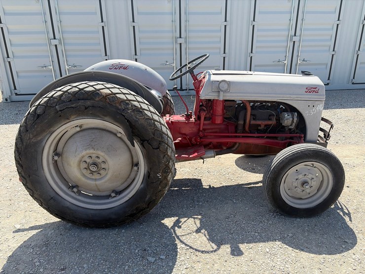ford-8n-image-1