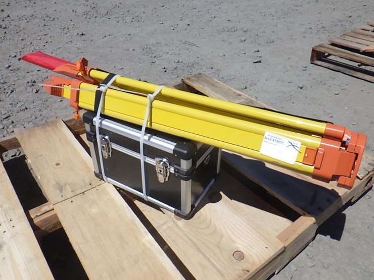 future-laser-level-image-1
