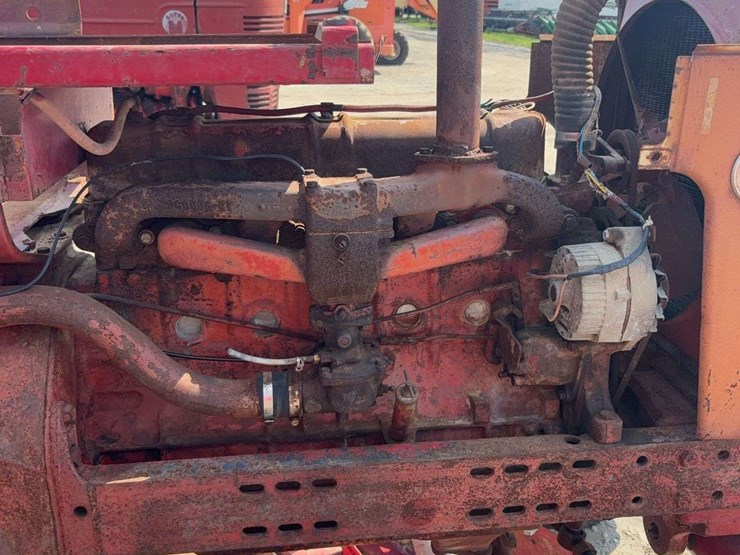 case-ih-560-image-10