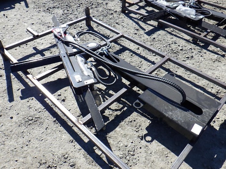 future-forklift-tire-lifter-75"-image-4