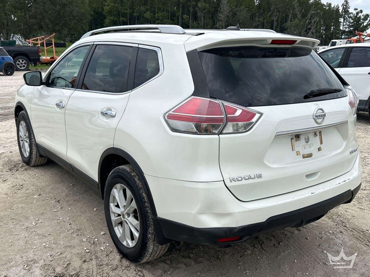2015-nissan-rogue-image-4