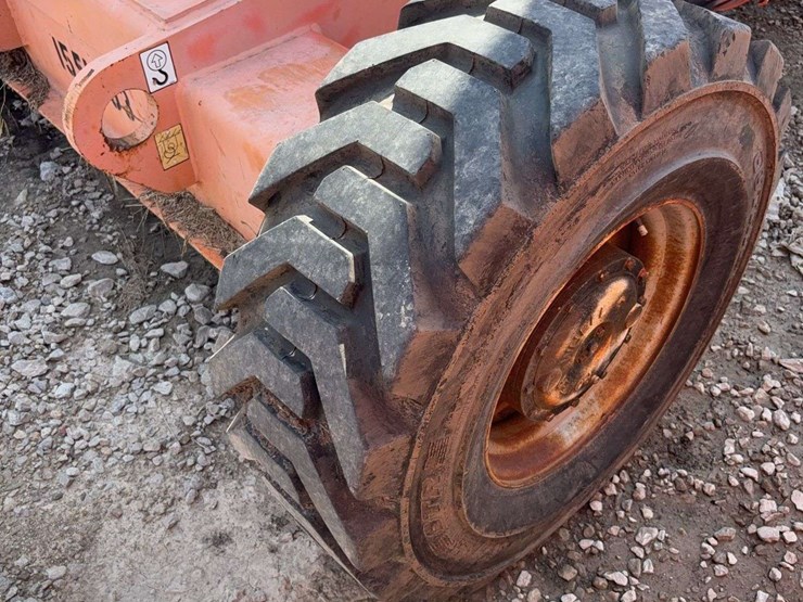 2000-jlg-600a-image-4