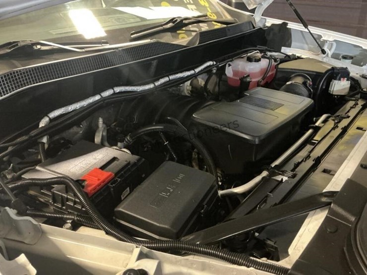 2021-chevrolet-silverado-1500-image-12