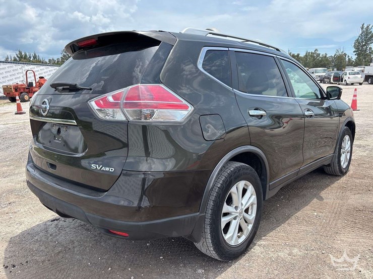 2015-nissan-rogue-image-3