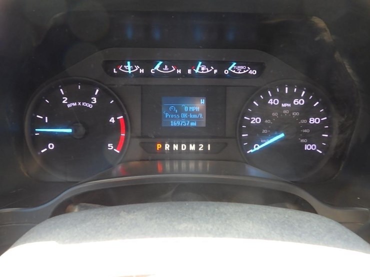 2019-ford-f550-image-36