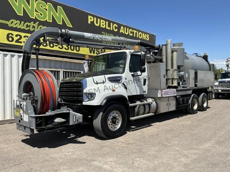 2019-freightliner-114sd-image-2