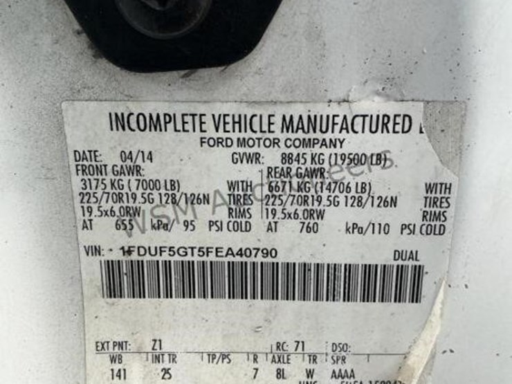 2015-ford-f550-image-19