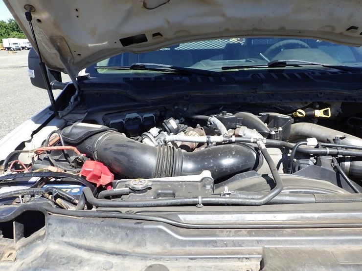 2019-ford-f550-image-21