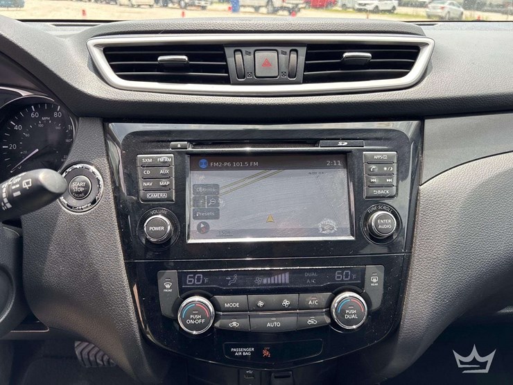 2015-nissan-rogue-image-14