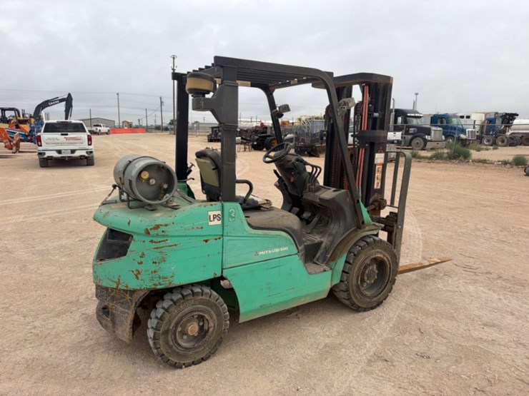 mitsubishi-fg30n-image-4