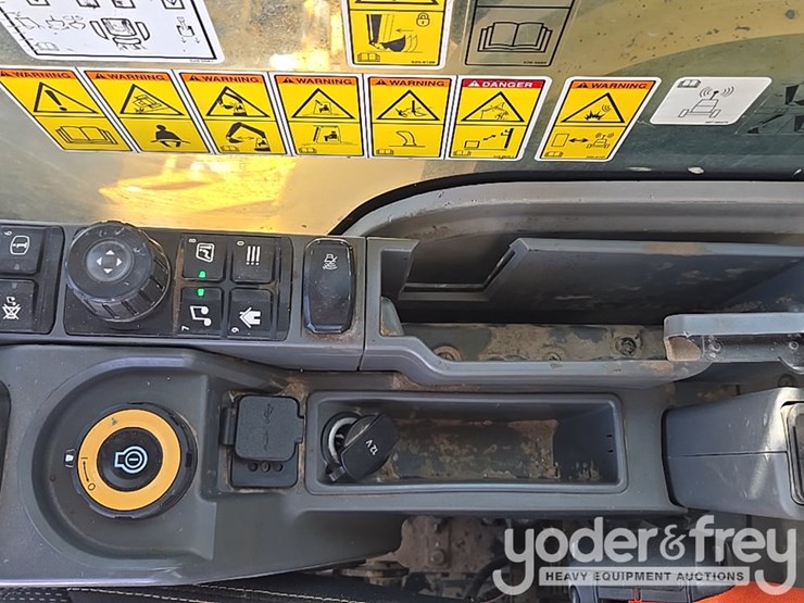 caterpillar-336-image-80