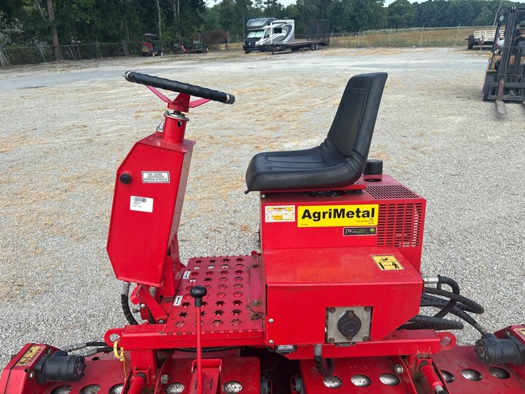 #1030-•-used-agrimetal-660-greensroller-image-11