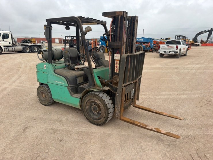 mitsubishi-fg30n-image-3