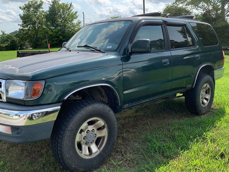 2000-toyota-4-runner-image-1