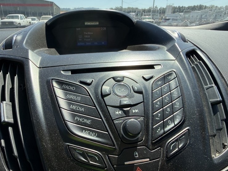 2016-ford-escape-image-24