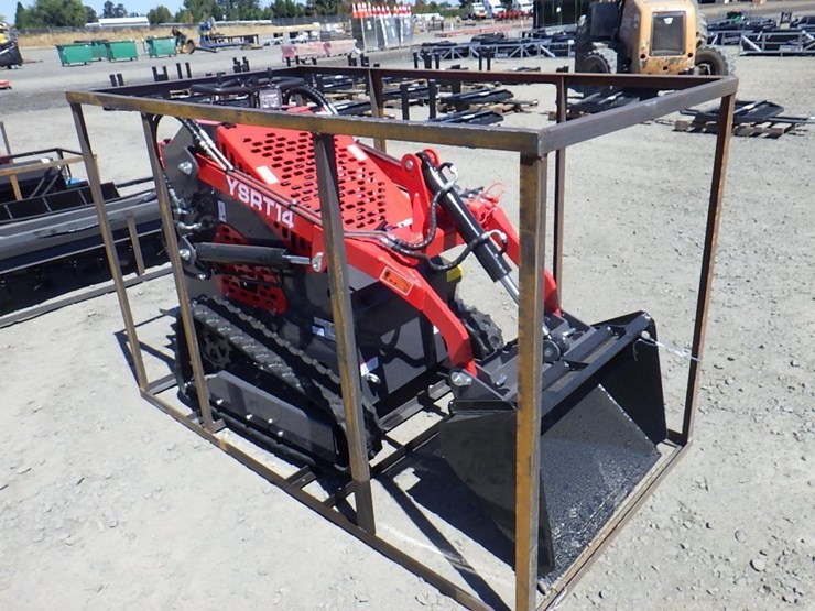2026-agt-ysrt14-skid-steer-tracked-loader-image-4
