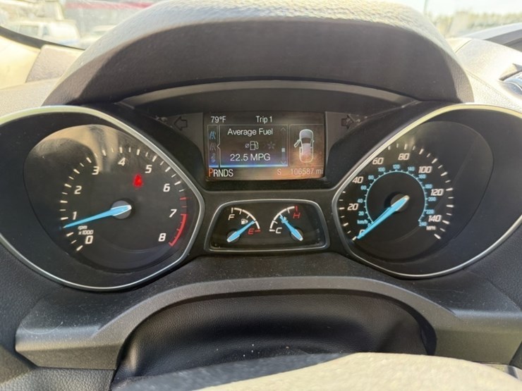 2016-ford-escape-image-25
