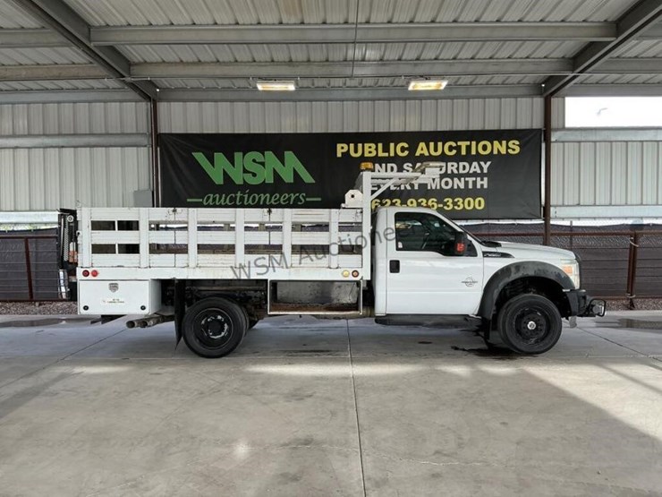 2011-ford-f550-image-1