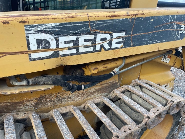 deere-325-image-18