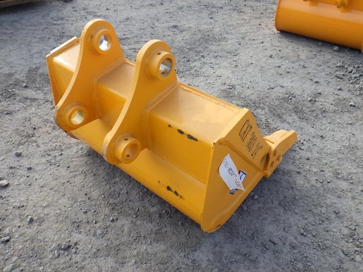caterpillar-303-image-3