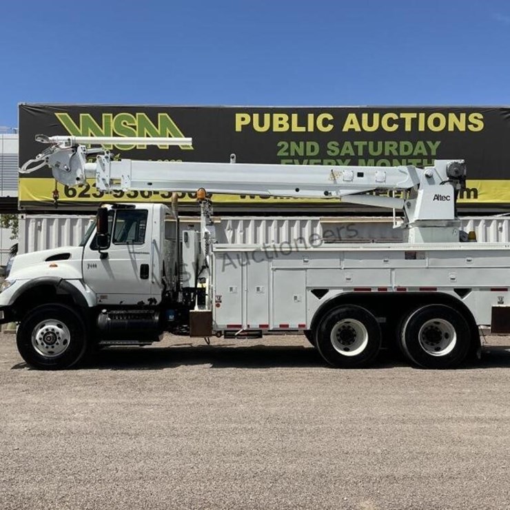 2007 INTERNATIONAL 7600