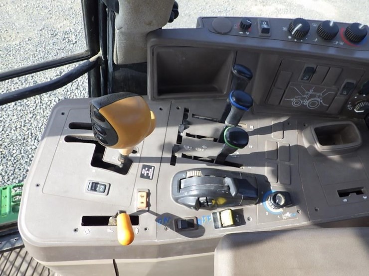 john-deere-6115m-image-31